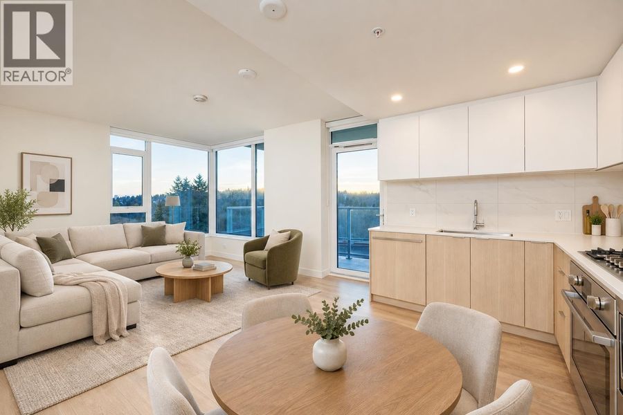 802 308 ALDERSON AVENUE, Coquitlam