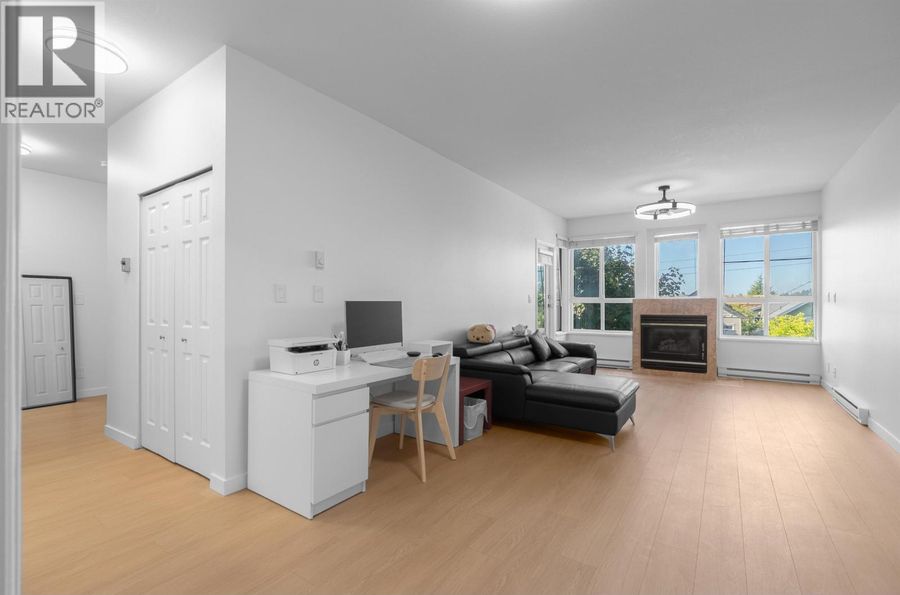202 7300 GILBERT ROAD, Richmond