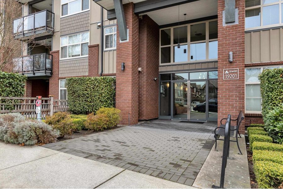 107 19201 66A AVENUE, Surrey